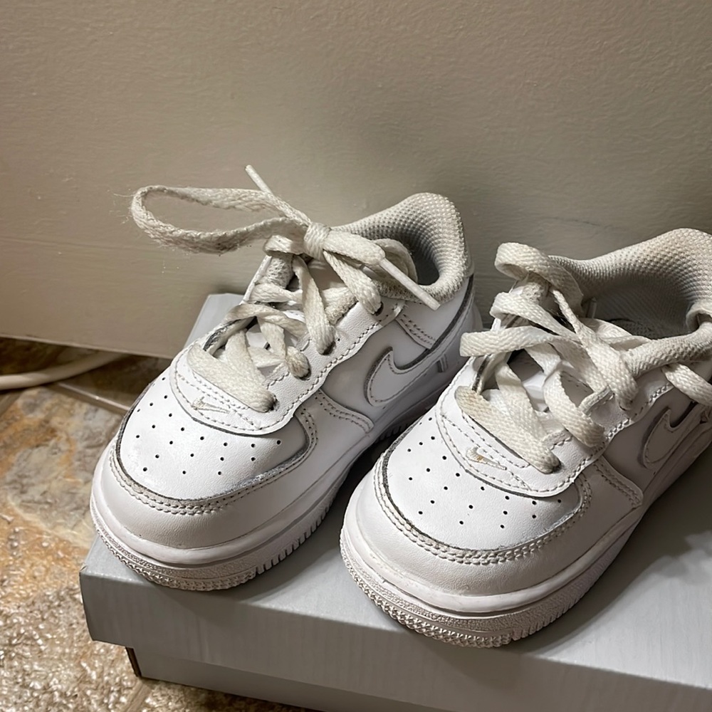 Nike Airforce 1s 🤍